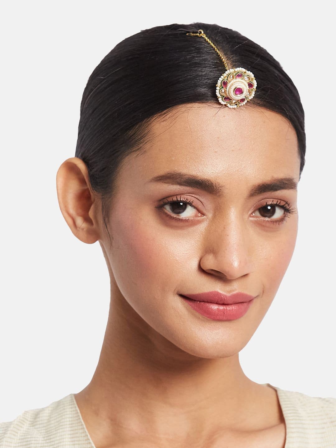 ATIBELLE Set of 2 Gold-Plated Stone Studded and Beaded Floral Maang Tikkas thumbnail 6