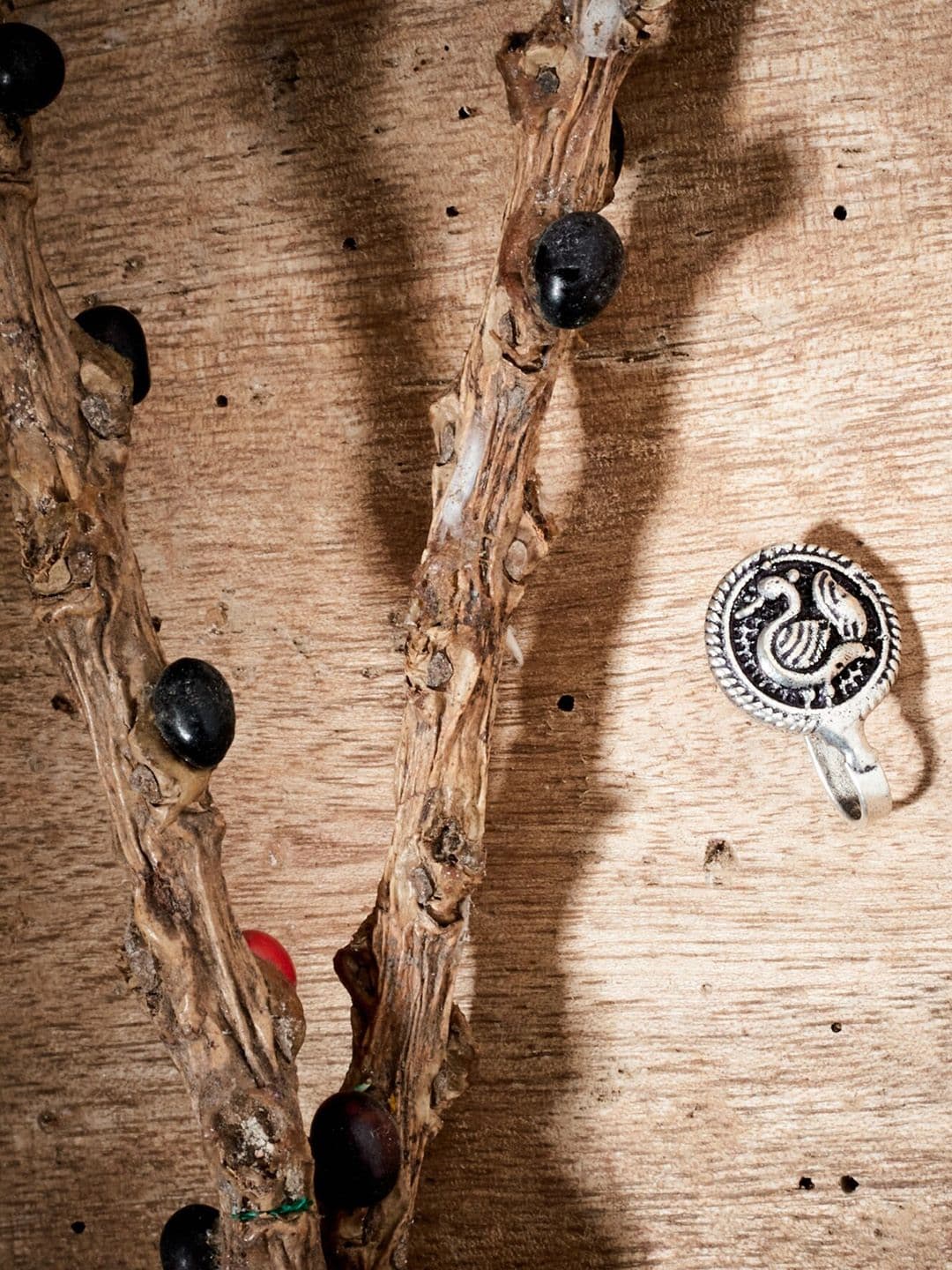 ATIBELLE Silver-Plated Bird Inspired Clip-on Nose Pin - Image 1