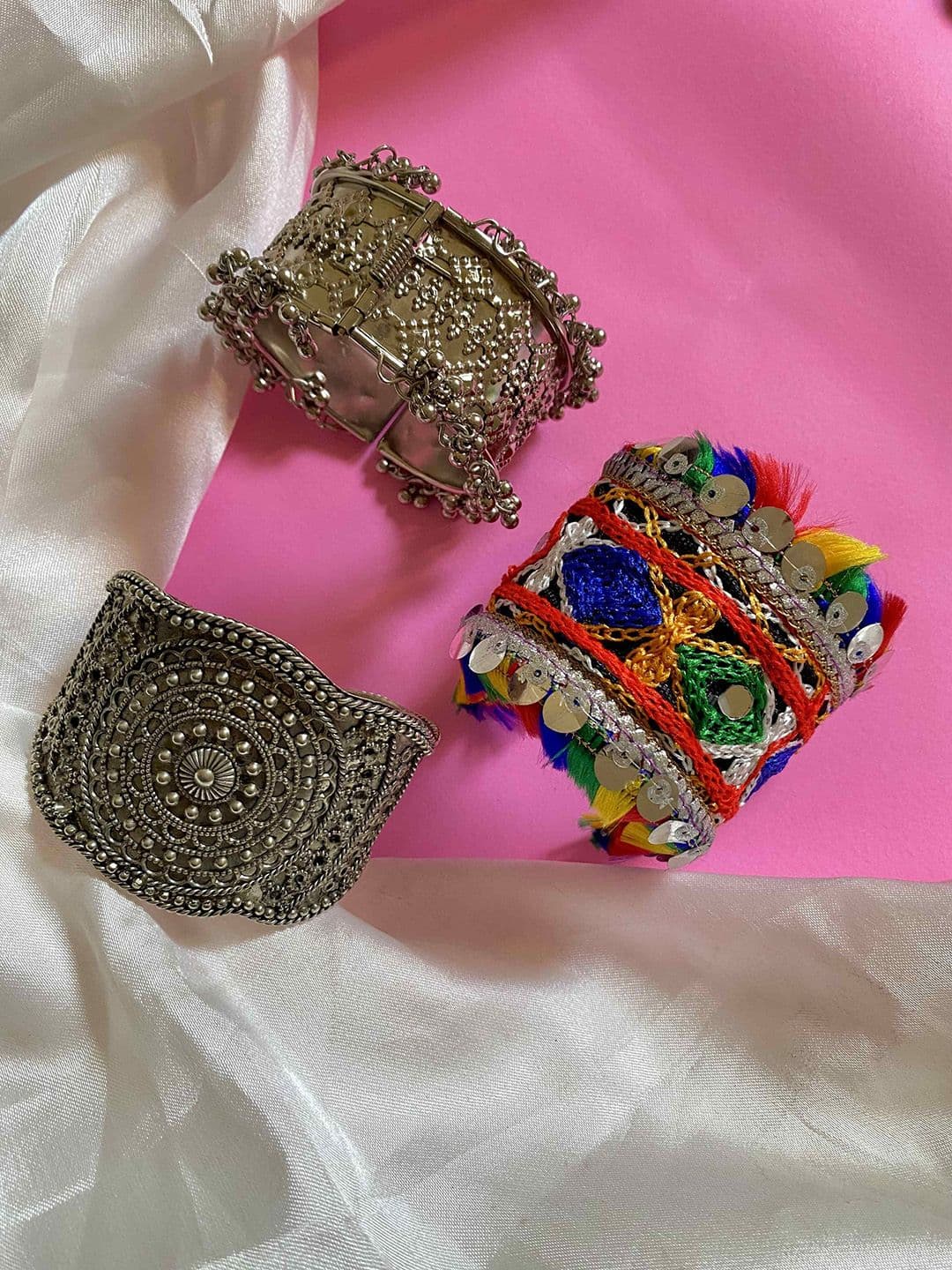 ATIBELLE Set Of 3 Gold-Plated Bangles - Image 1