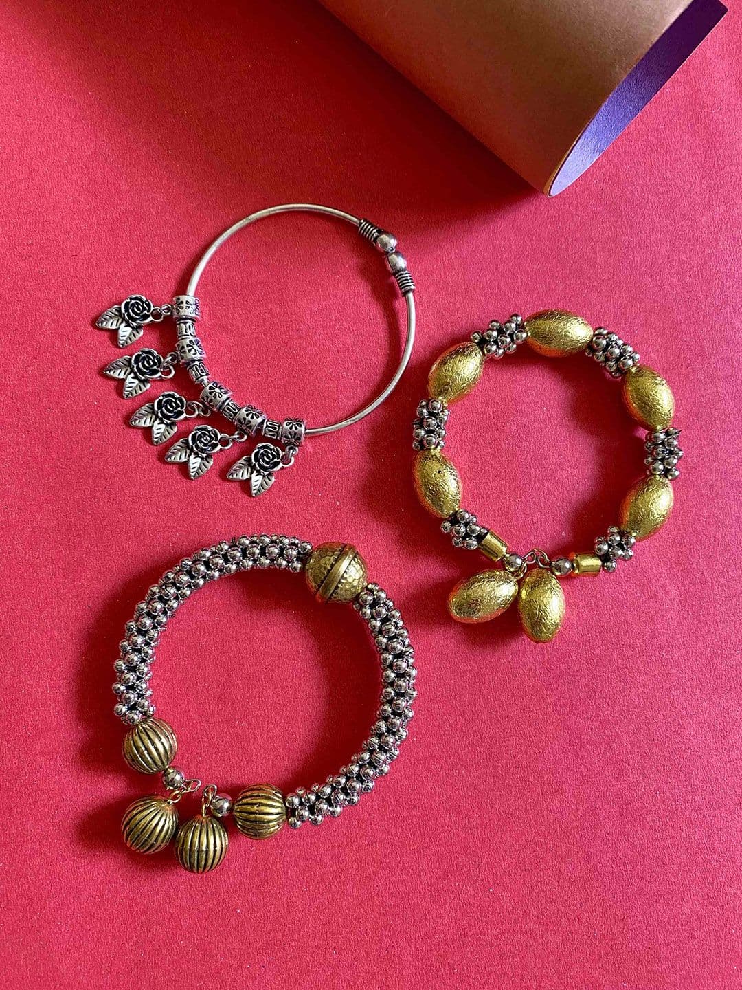 ATIBELLE Set Of 3 Silver-Plated Round Shaped Textured Bangles - Image 1