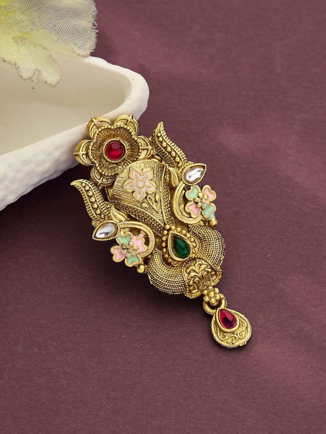 ATIBELLE Gold-Plated Kundan Studded Saree Clip - Image 1