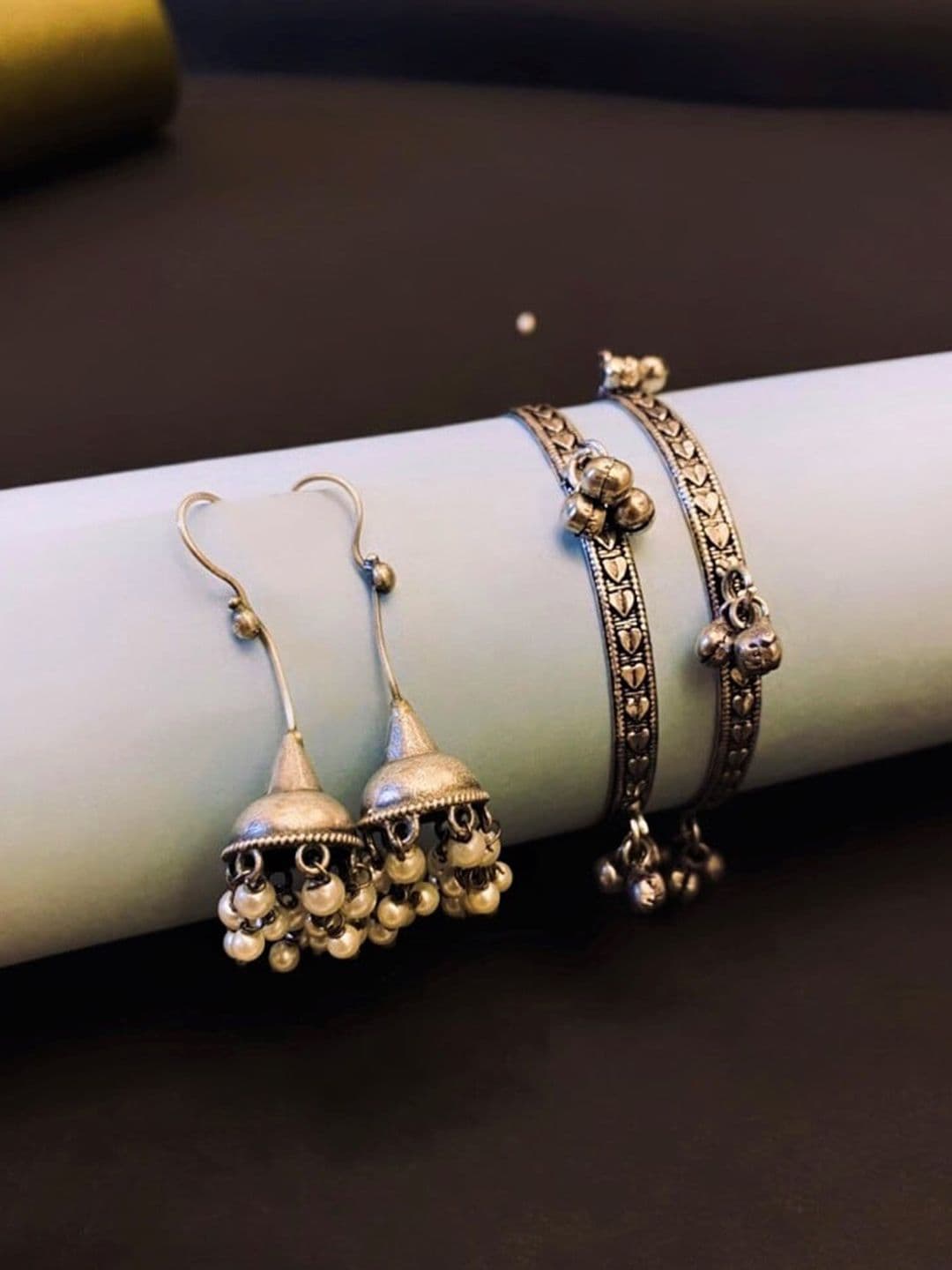 ATIBELLE Silver-Plated & Beaded Bangles & Earrings Jewellery Set - Image 1