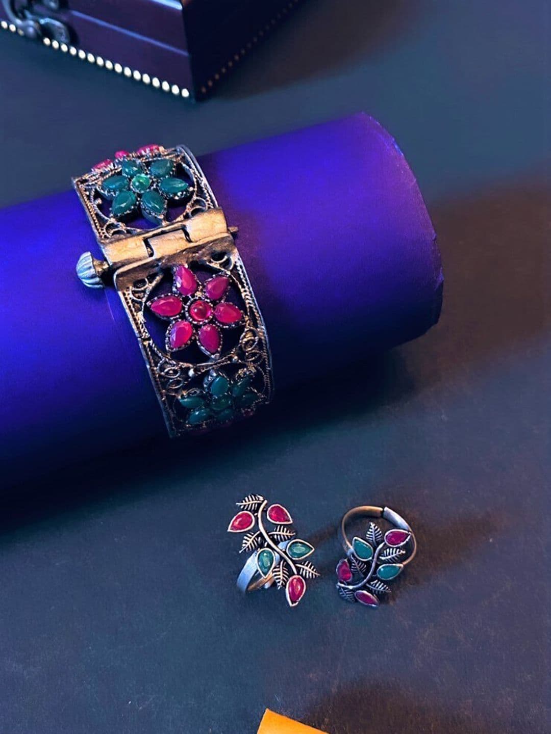 ATIBELLE German Silver Plated Set Of 2 Toe-Rings & Kada Bangle Jewellery Set - Image 1