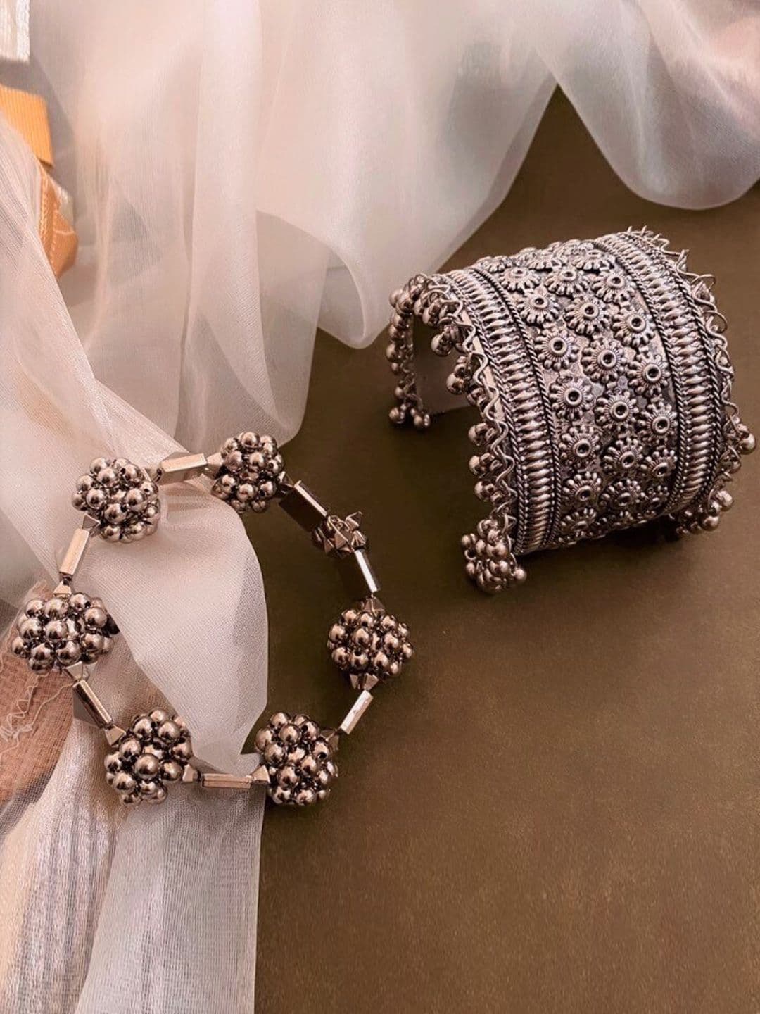 ATIBELLE Set Of 2 German Silver Ghunghroo Bangles - Image 1