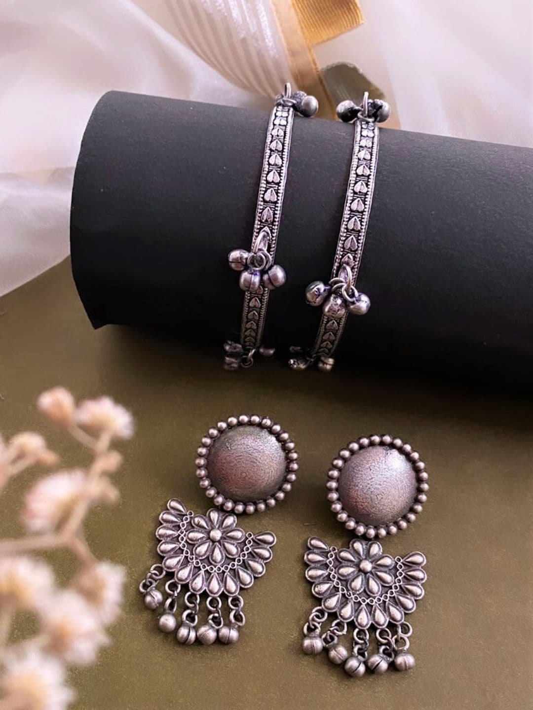 ATIBELLE Silver-Plated Floral Shaped Bangles & Chandbali Earrings Jewellery Set - Image 1
