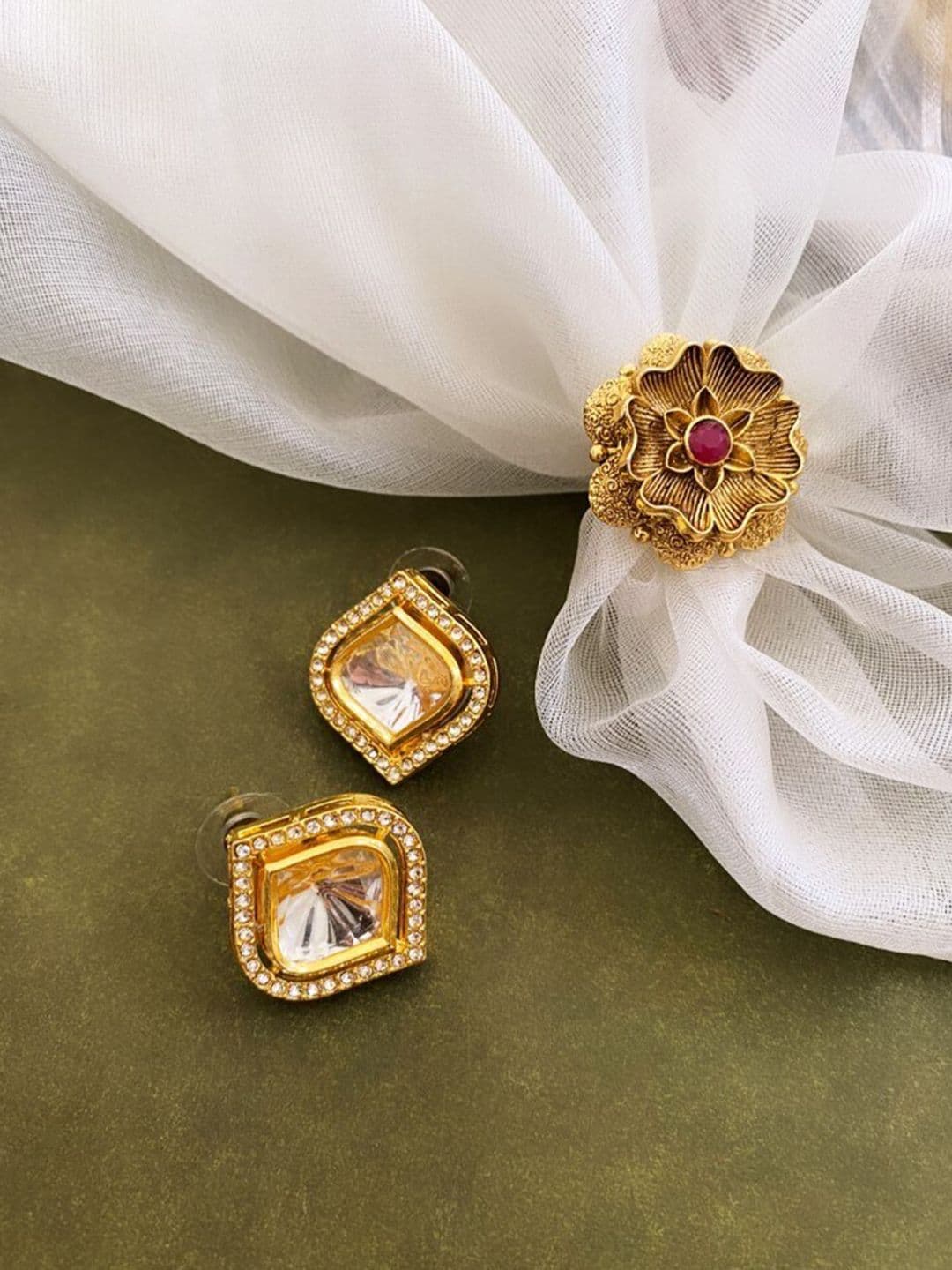 ATIBELLE Gold-Plated Kundan-Studded Finger Ring and Earrings Jewellery Set