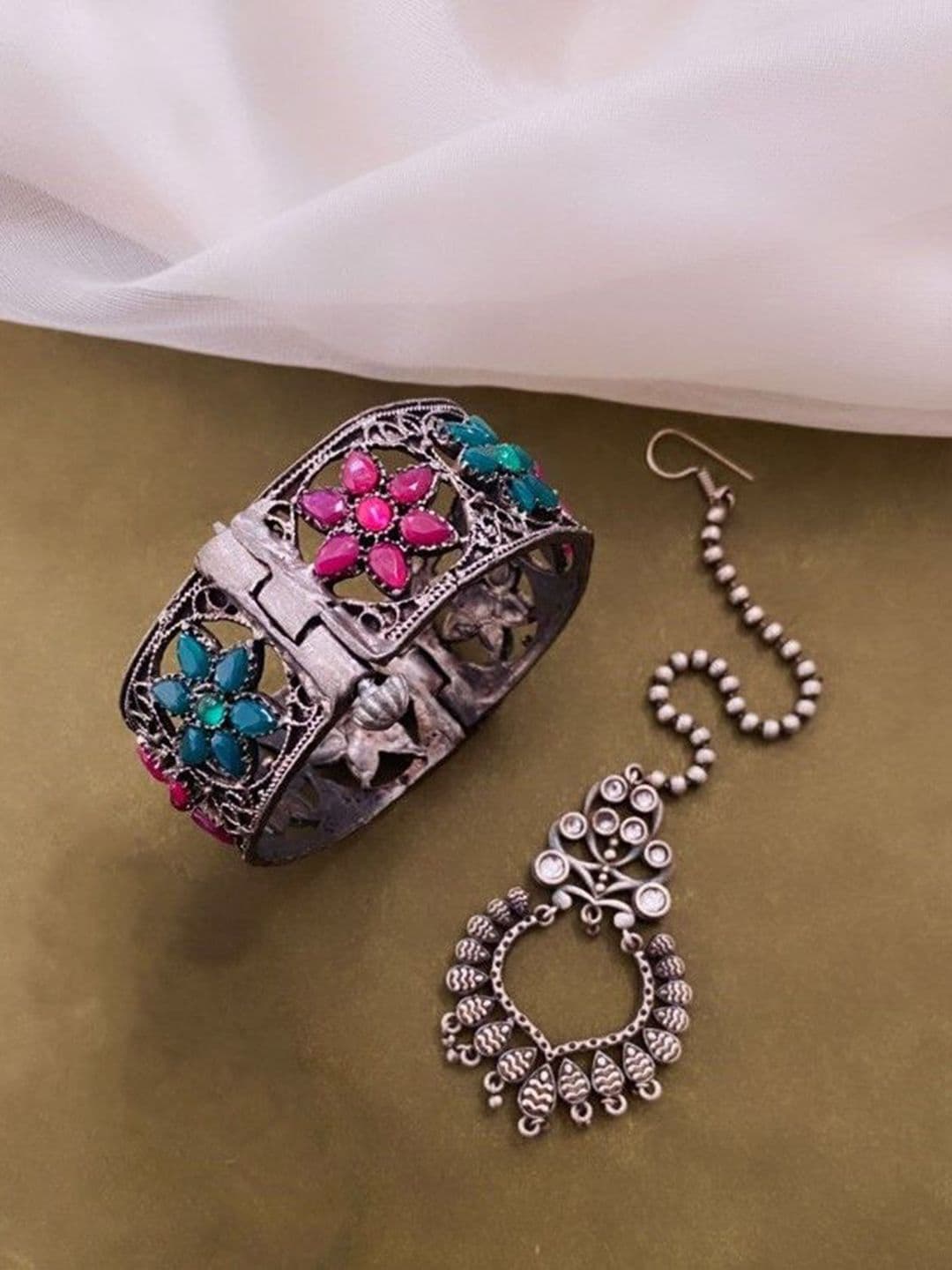 ATIBELLE Silver-Plated Stone Studded Maang Tika & Bangle Jewellery Set