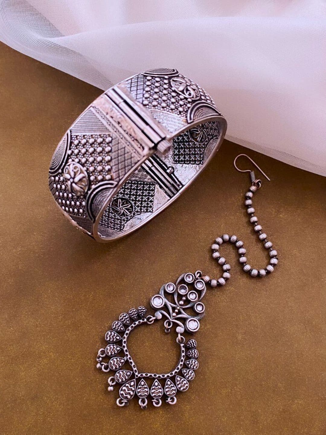 ATIBELLE Set Of 2 Silver-Plated Stones Studded Jewellery Set