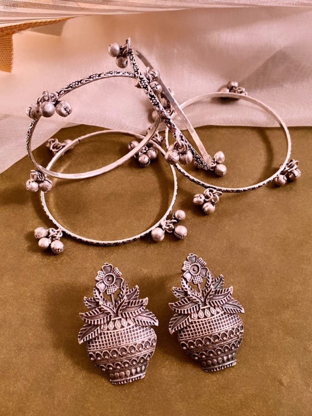 ATIBELLE Set Of 5 Silver-Plated Beaded Bangles With Pair Of Kalash Earrings Jewellery Set