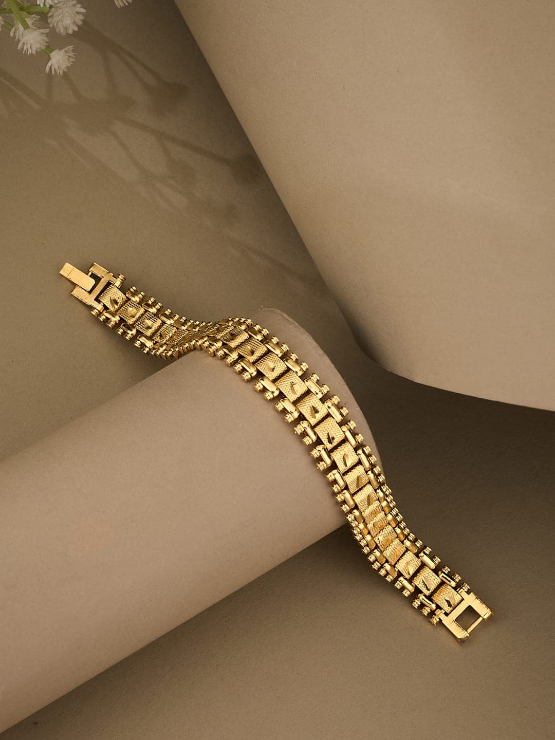 ATIBELLE Gold-Plated Interlocked Link Bracelet - Image 1