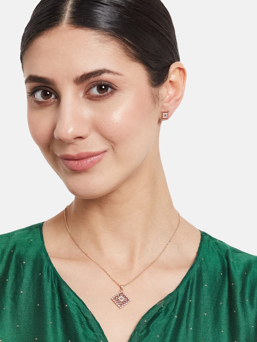ATIBELLE Brass Gold-Plated Chain - Image 1