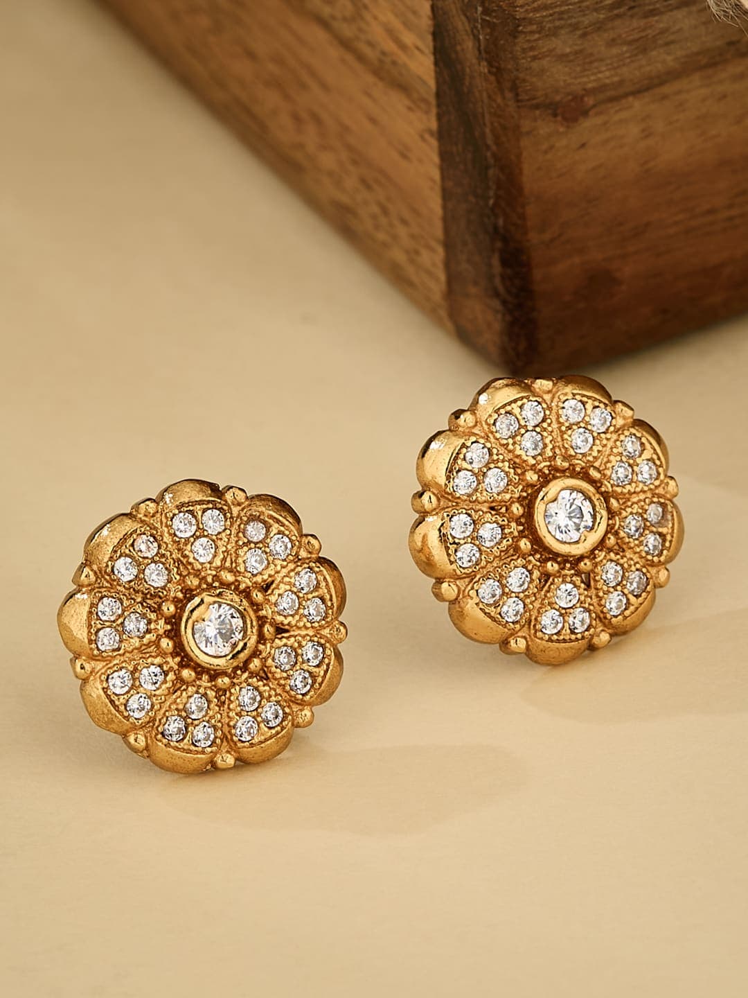ATIBELLE Contemporary Studs Earrings - Image 1
