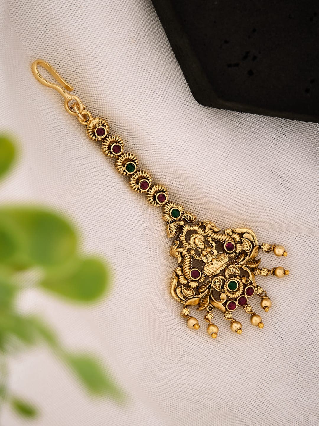 ATIBELLE Gold-Plated Stones and Beaded Studded Maang Tikka Head Jewellery - Image 1